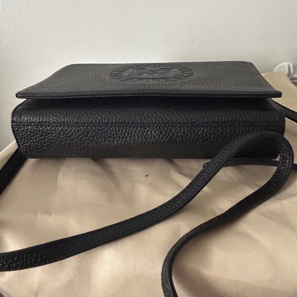 Have you met MetroCity??? This Black Crossbody Bag. Pebble Leather from Italy? - Picture 4 of 9